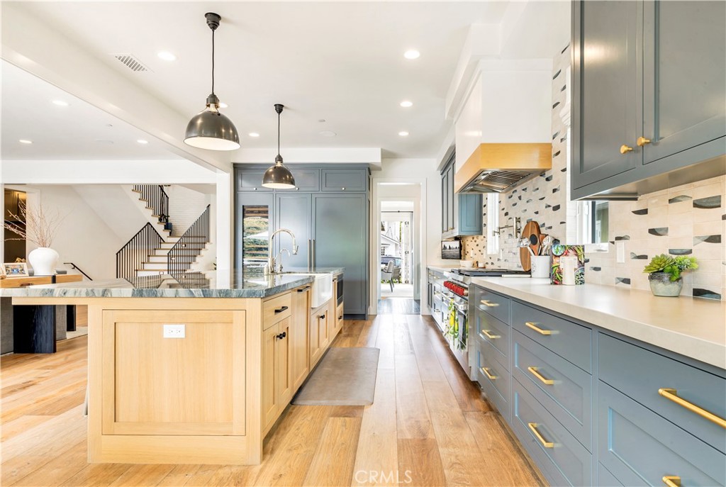 625 Saint James Road