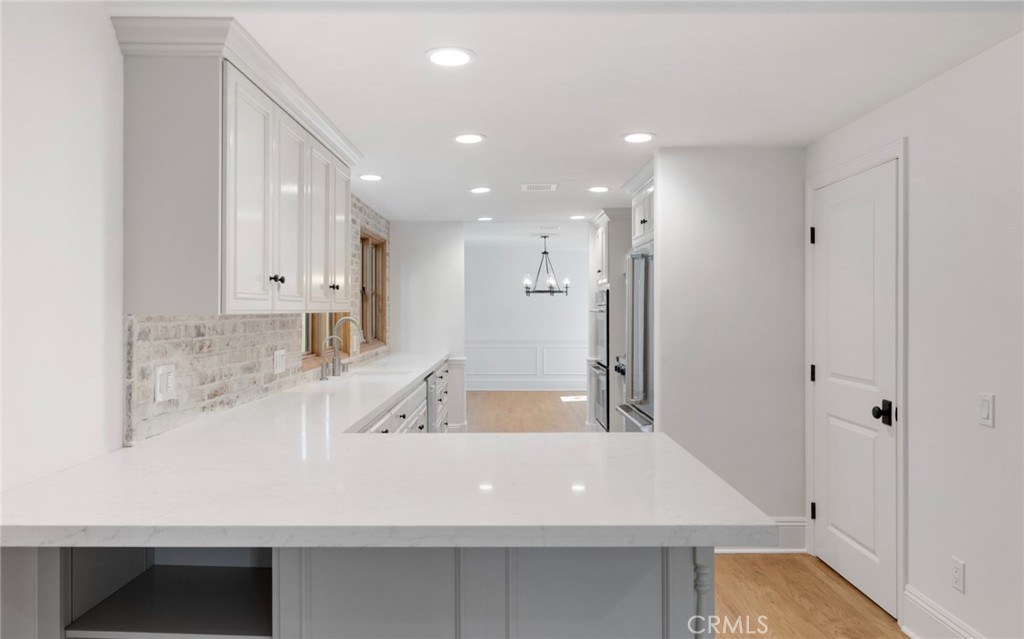 2214 Holly Lane