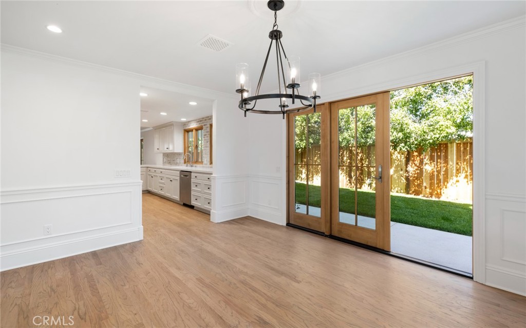 2214 Holly Lane