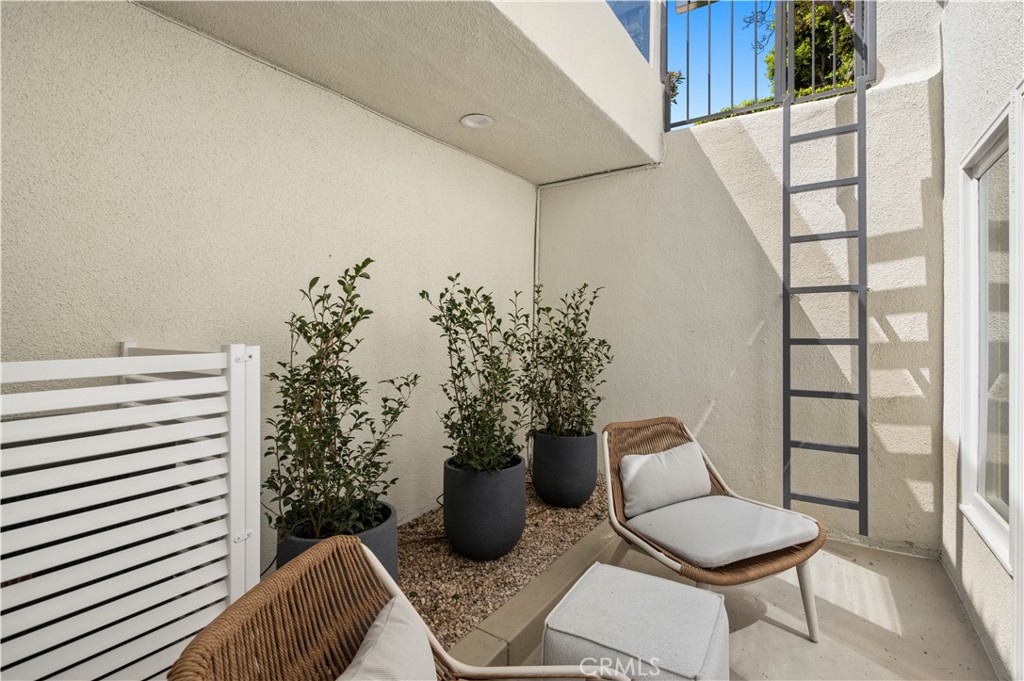708 Iris Avenue A