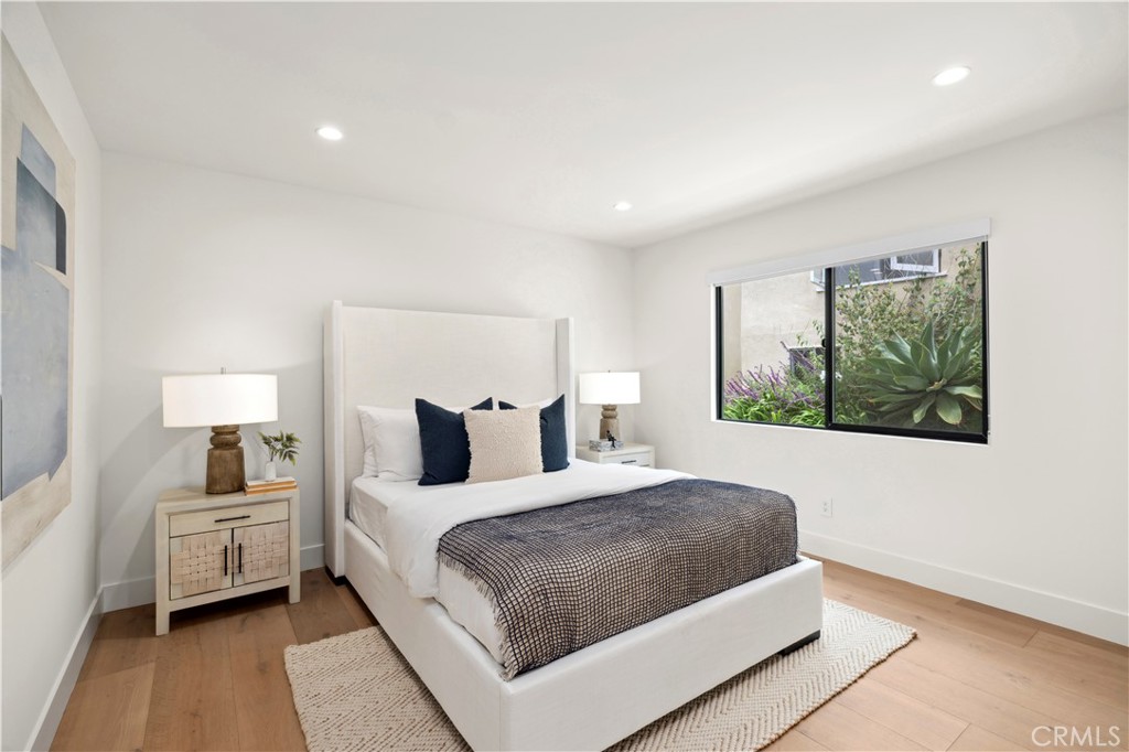 246 Fairview Lower Unit