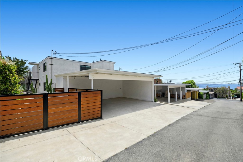 246 Fairview Lower Unit