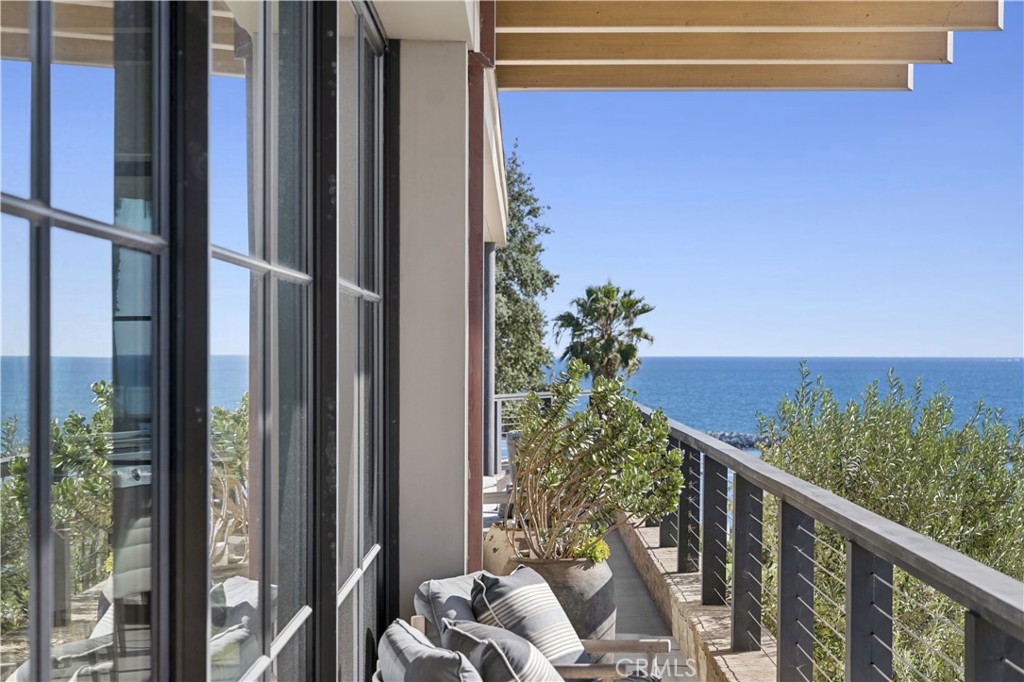 2804 Ocean