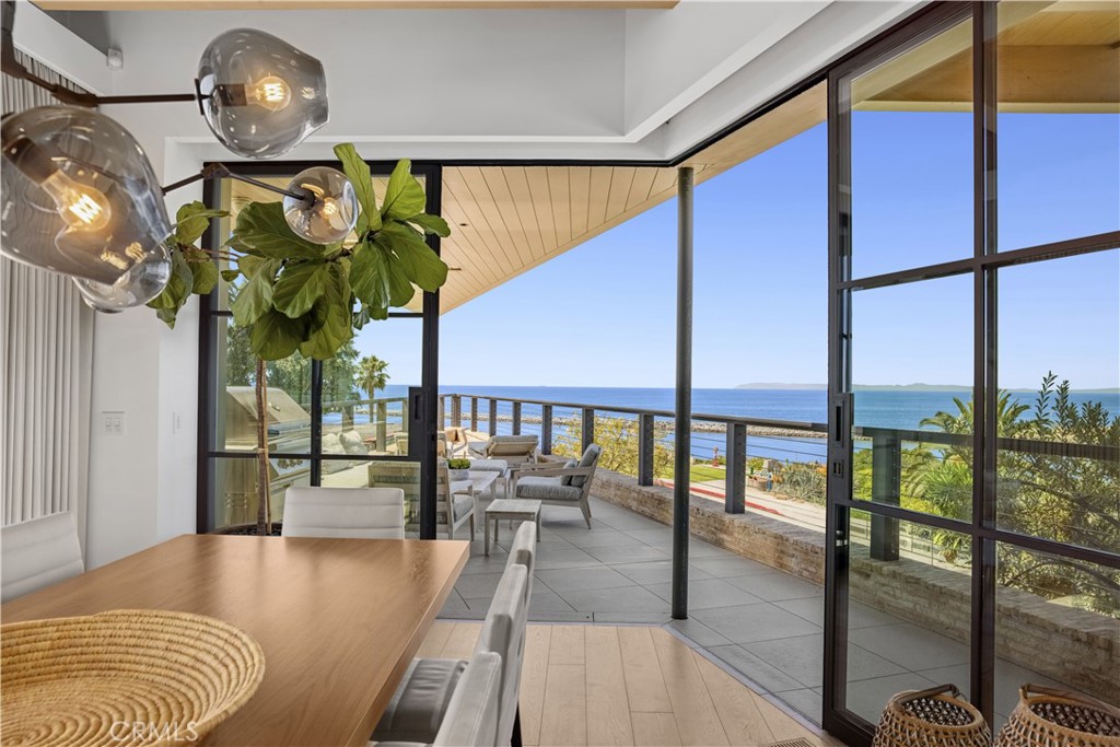 2804 Ocean