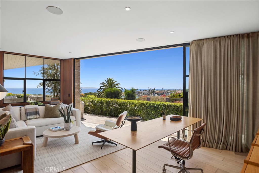 2804 Ocean
