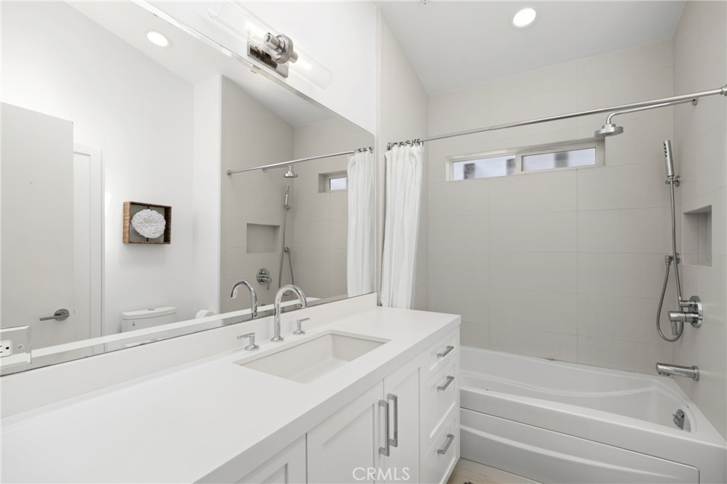 1880 N El Camino Real 74 & 75