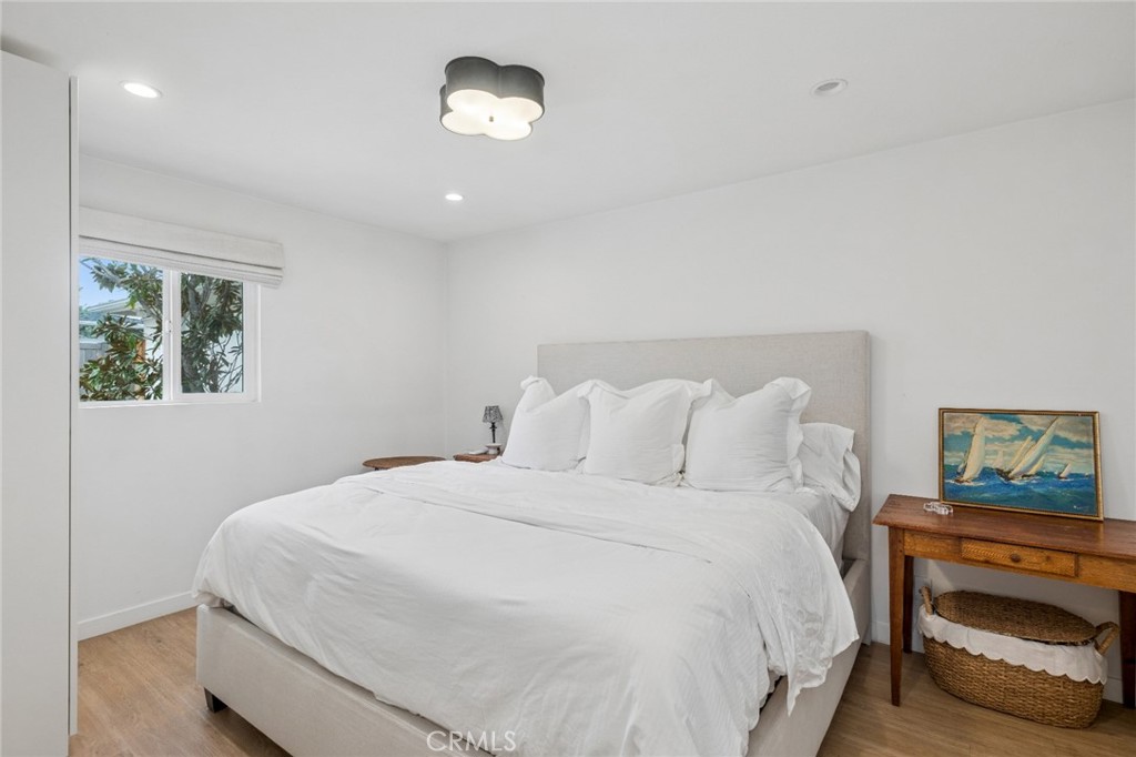 782 W 18th Street