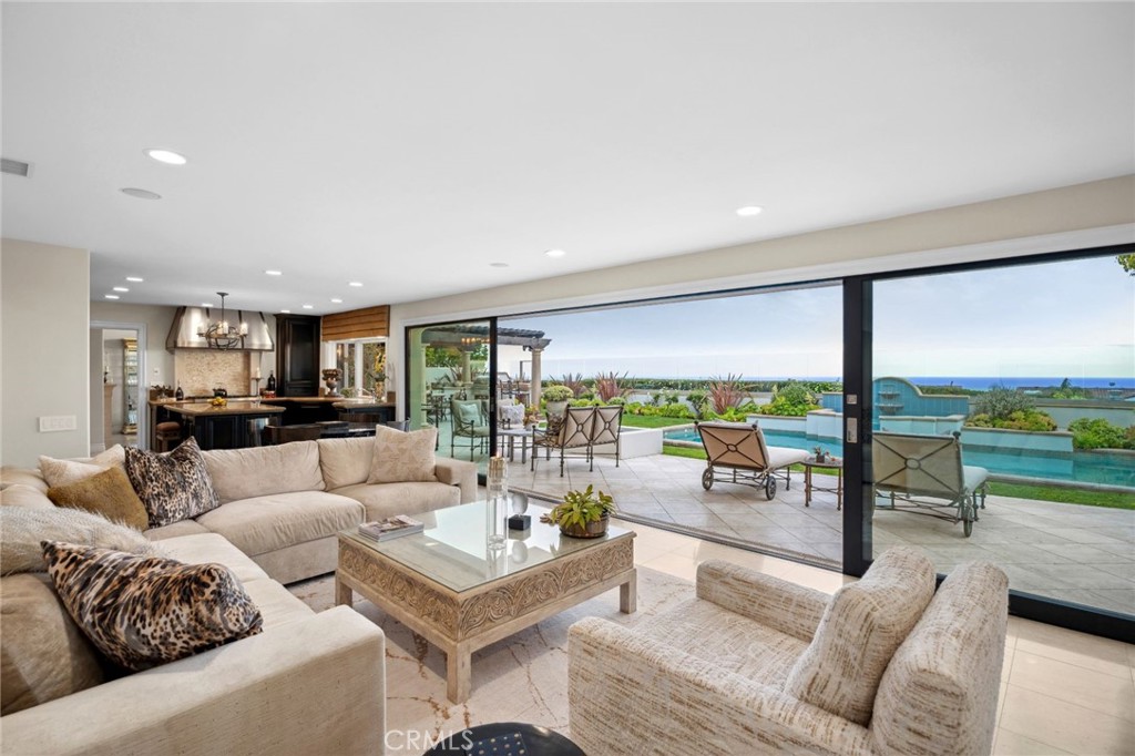 1509 Sandcastle Drive
