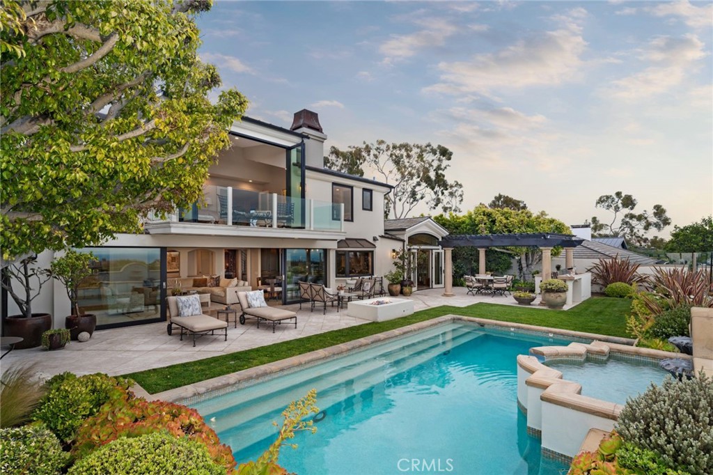 1509 Sandcastle Drive
