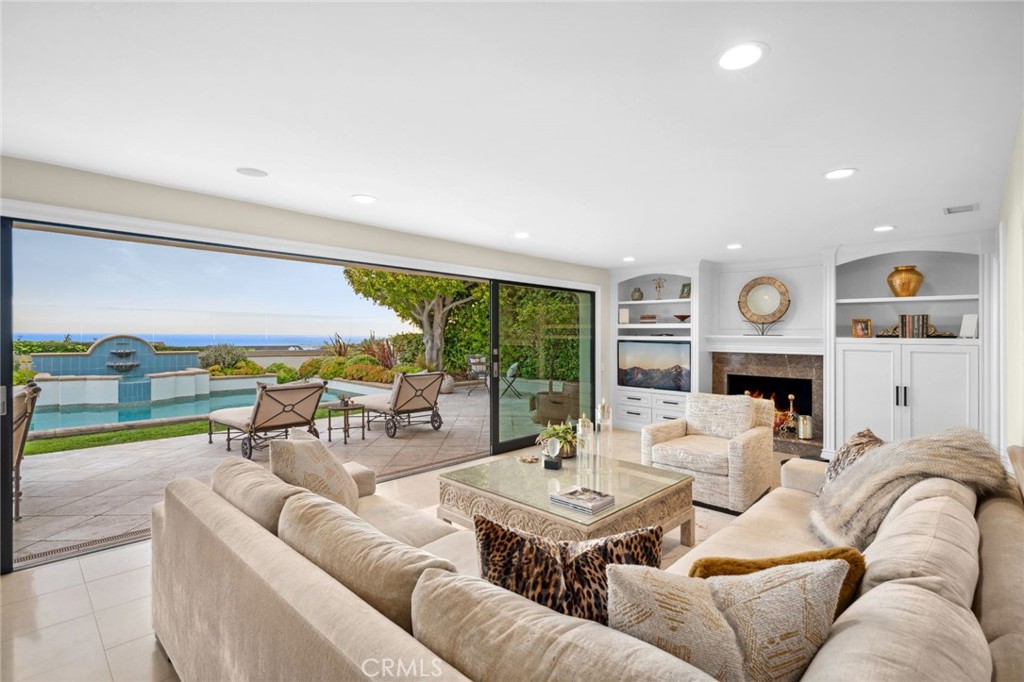 1509 Sandcastle Drive