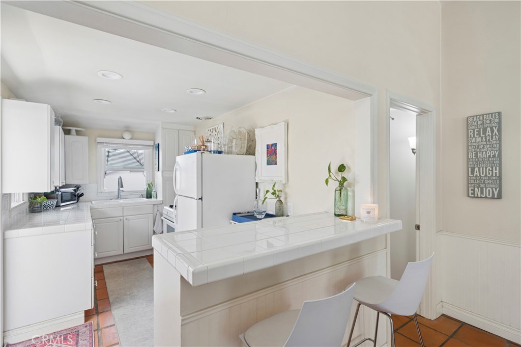 611 Larkspur
