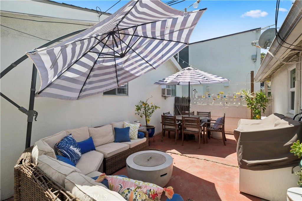 611 Larkspur