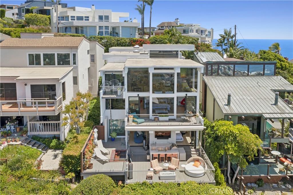 750 Alta Vista