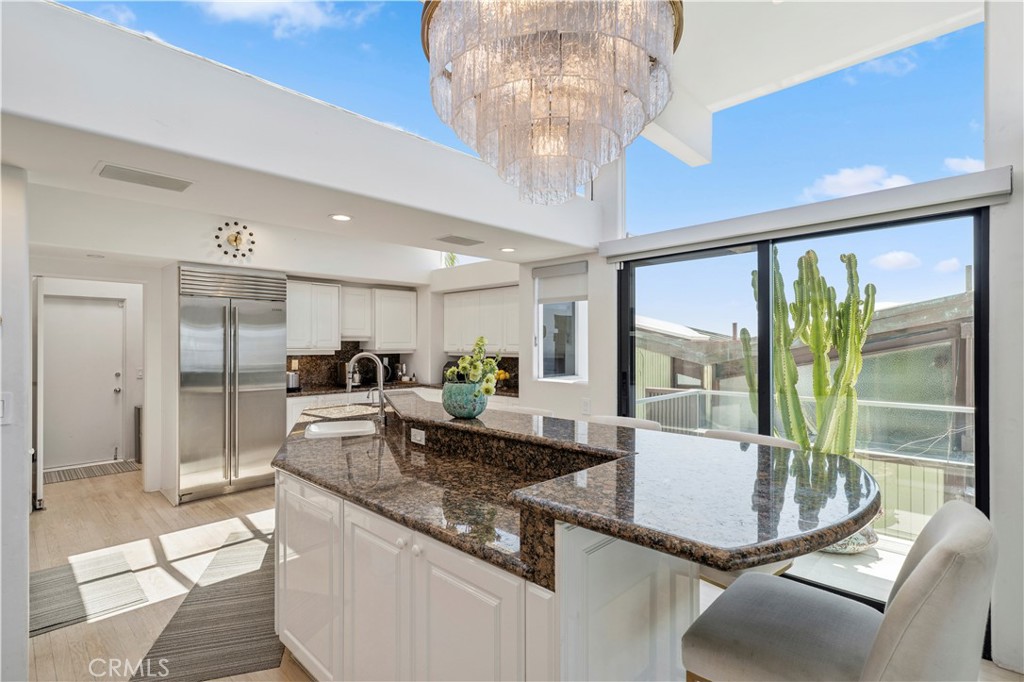 750 Alta Vista