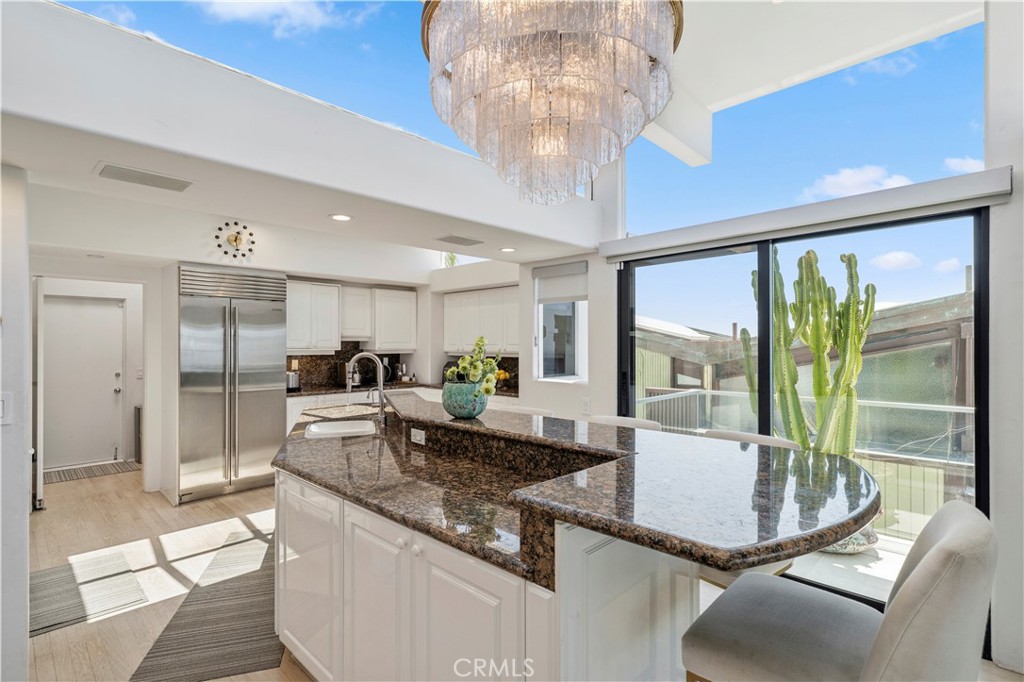 750 Alta Vista