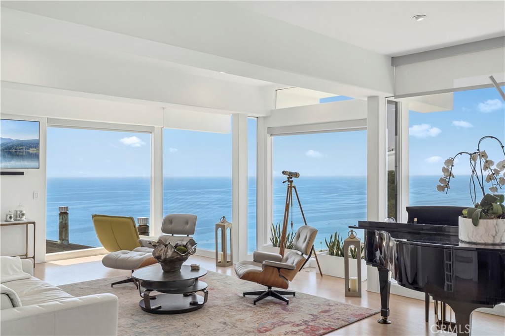 750 Alta Vista