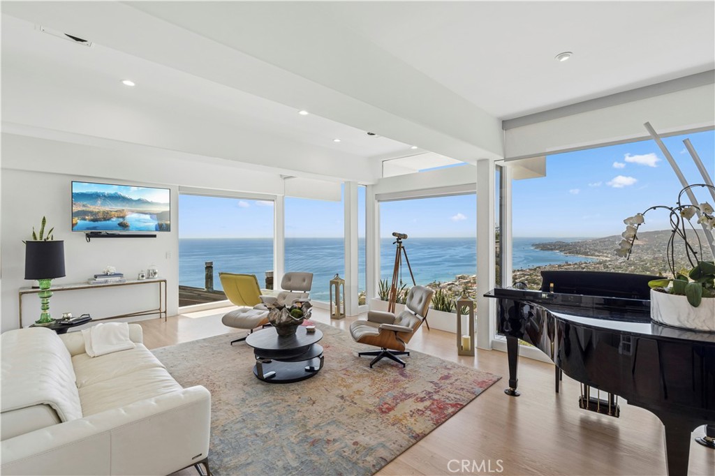 750 Alta Vista