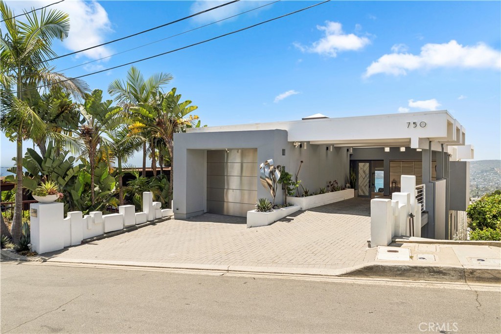 750 Alta Vista