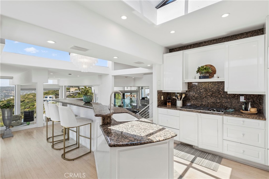 750 Alta Vista