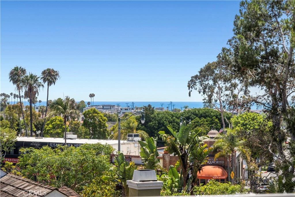 2541 Point Del Mar