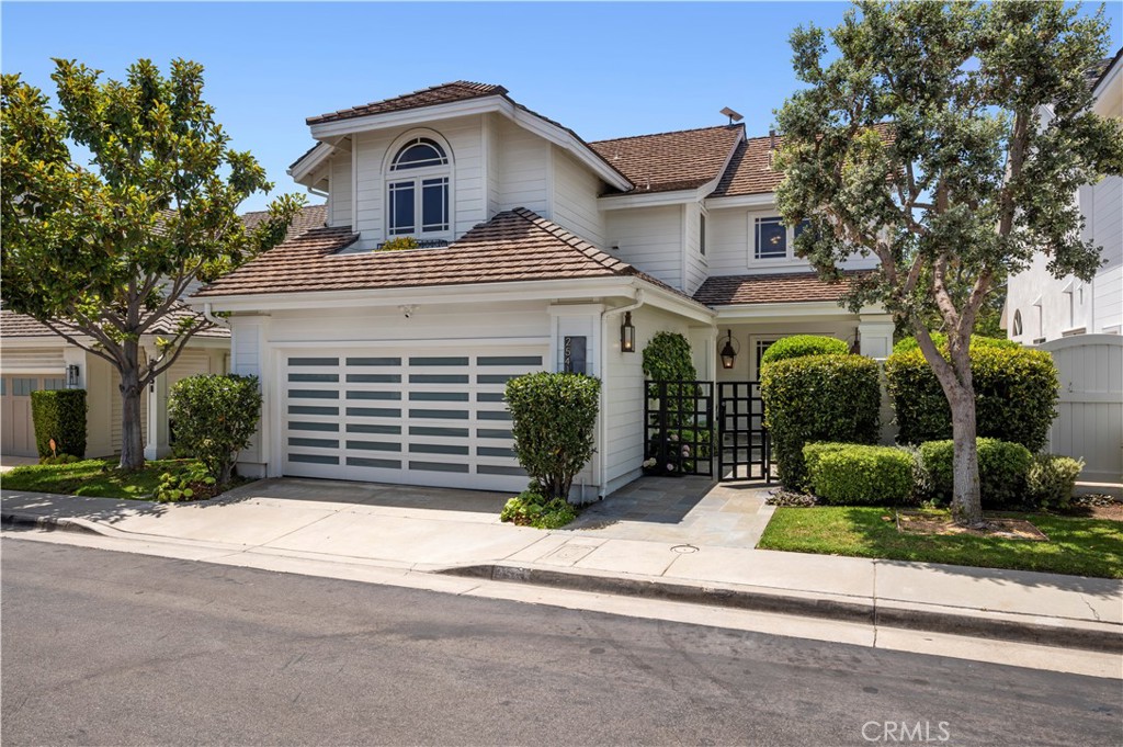 2541 Point Del Mar