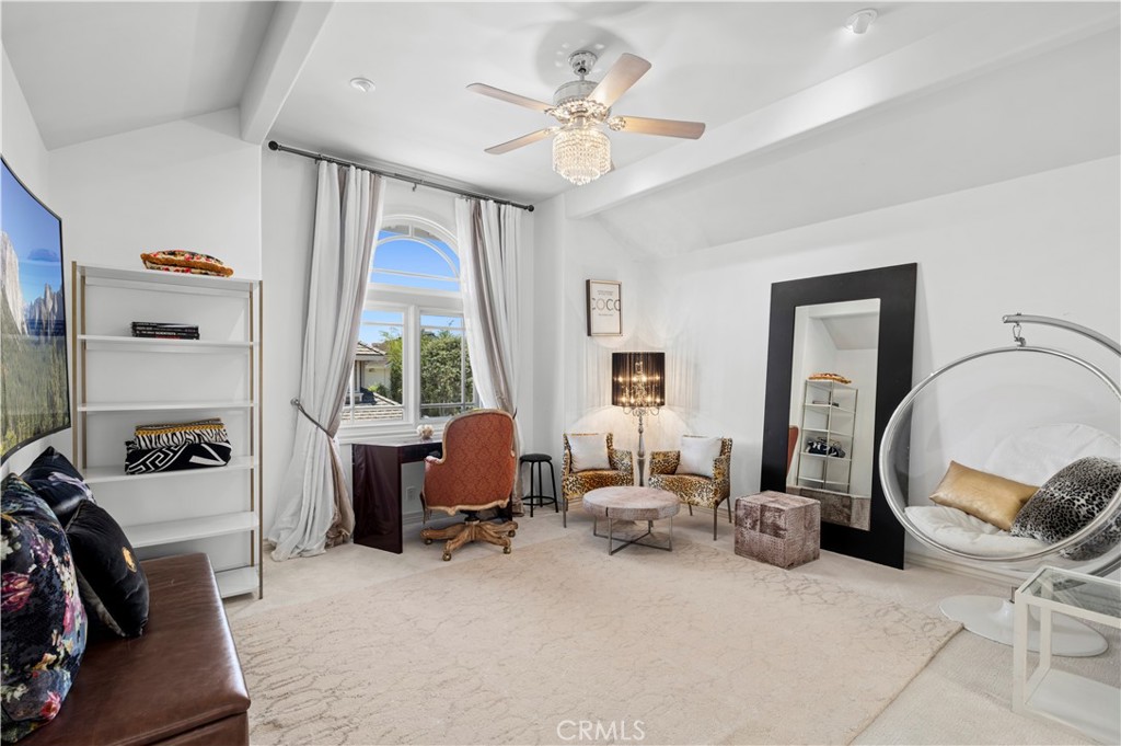 2541 Point Del Mar