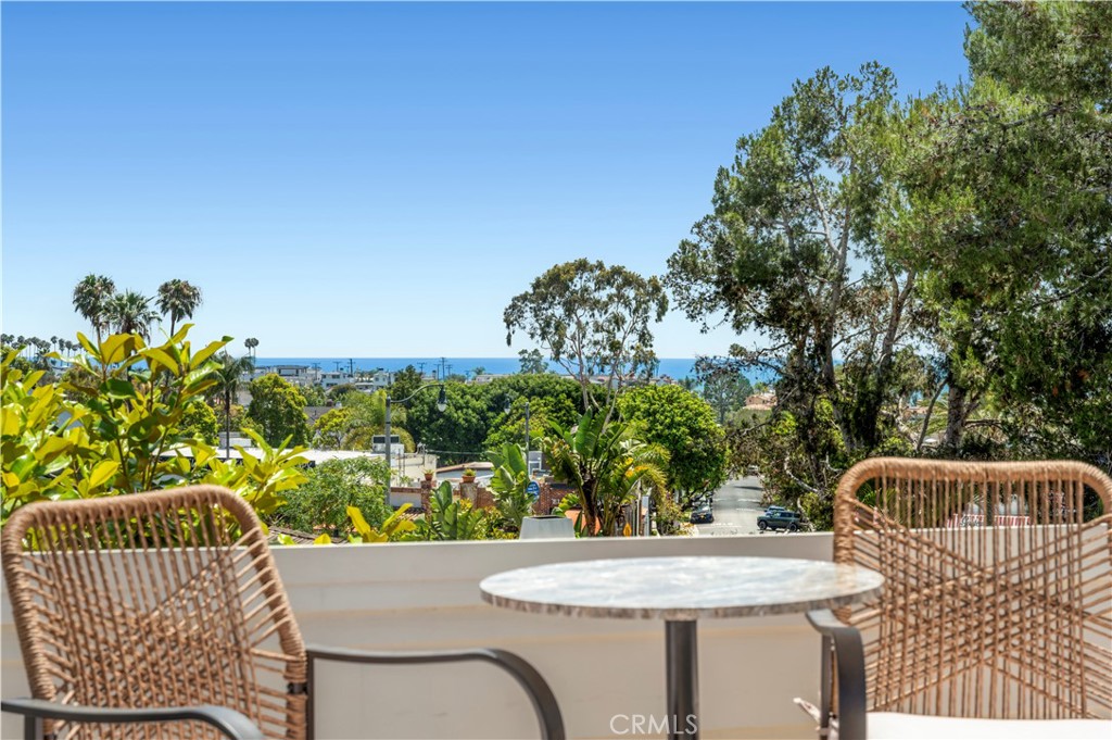 2541 Point Del Mar