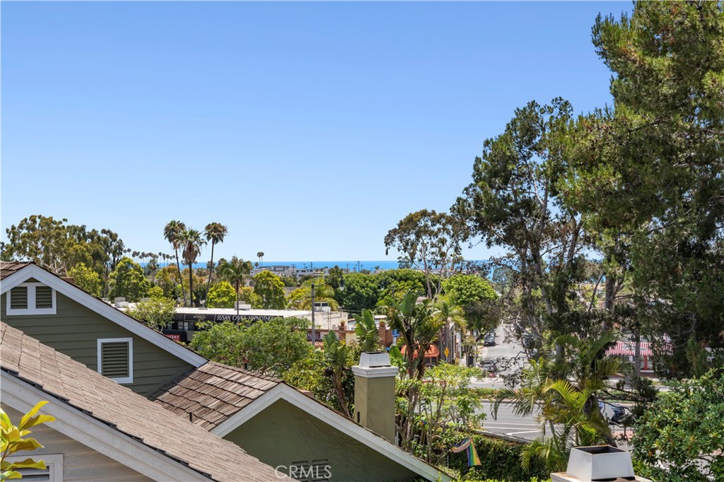 2541 Point Del Mar
