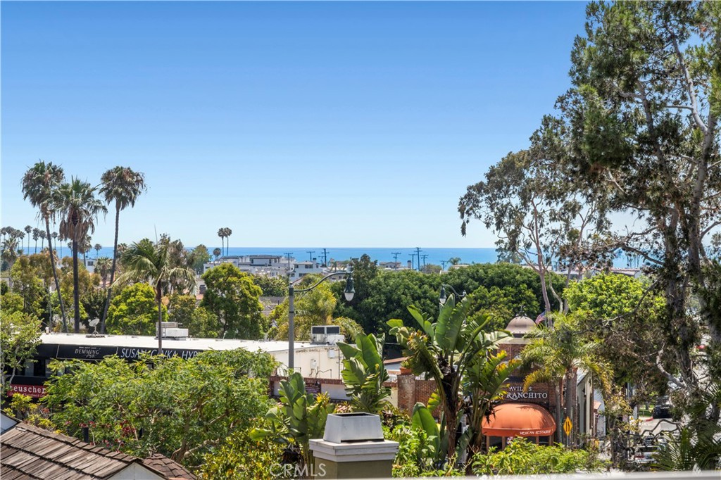 2541 Point Del Mar
