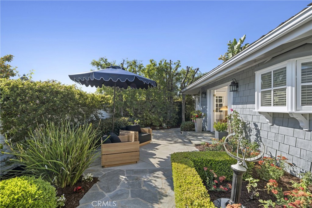2606 Lighthouse