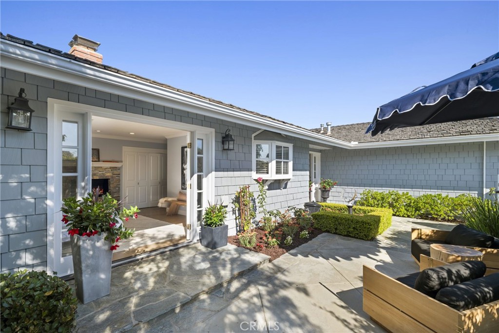 2606 Lighthouse