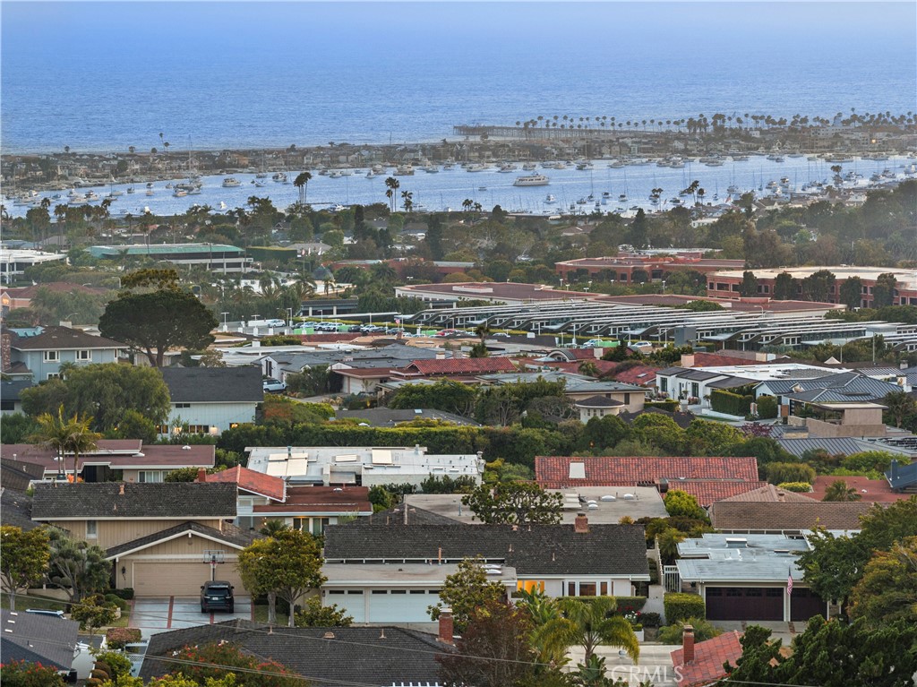 2601 Lighthouse