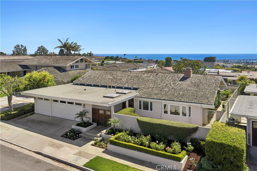 2601 Lighthouse