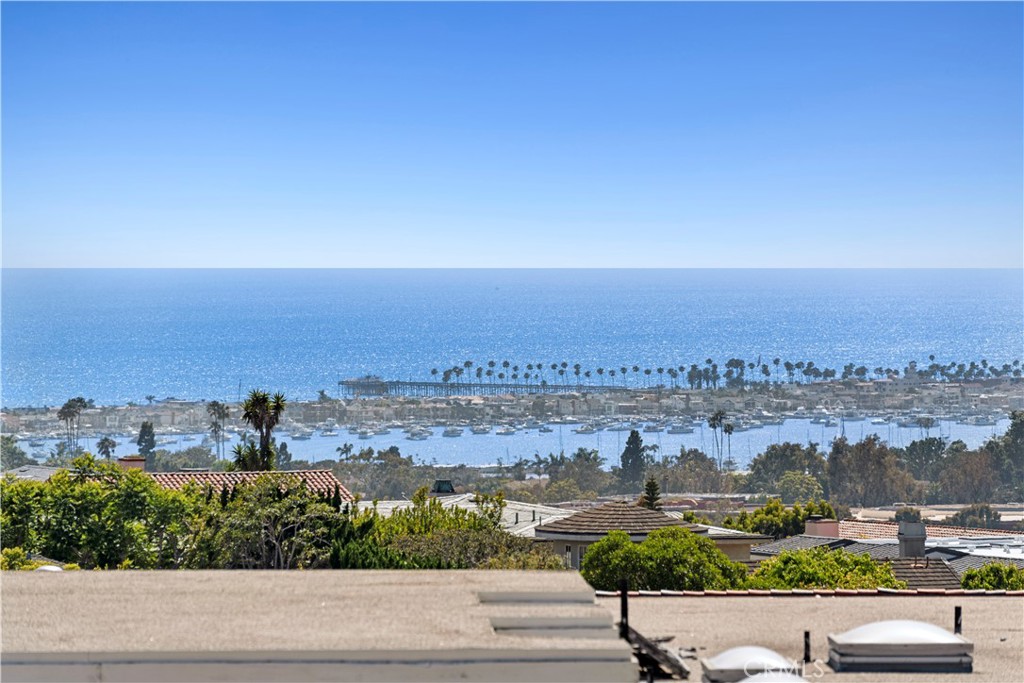 2601 Lighthouse