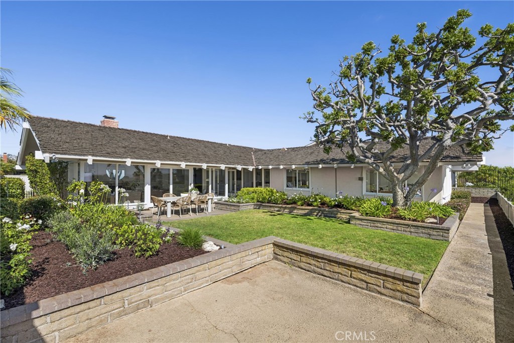 2601 Lighthouse