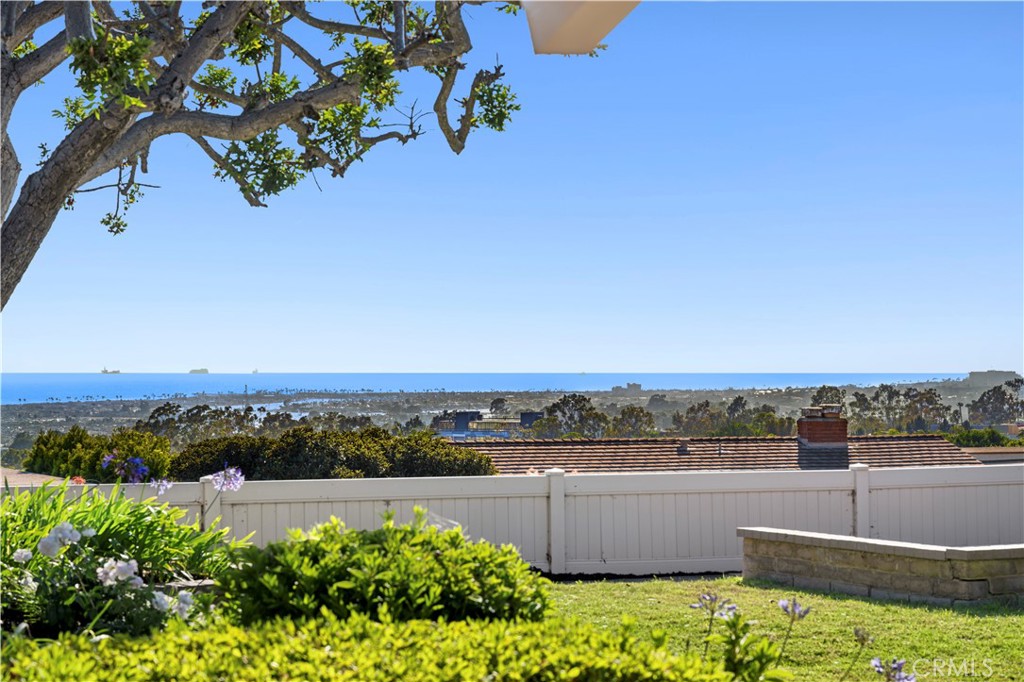 2601 Lighthouse