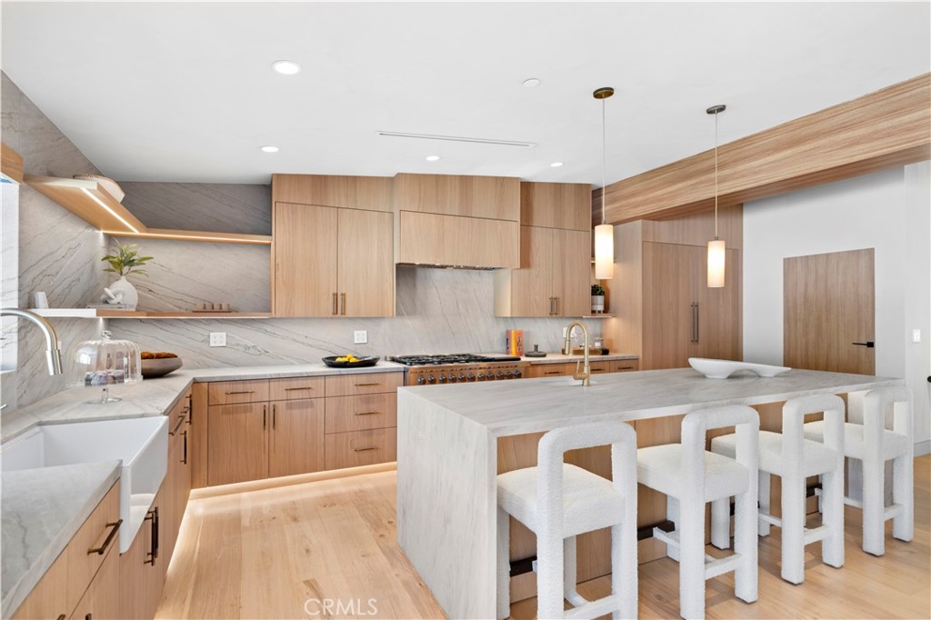 1120 White Sails Way
