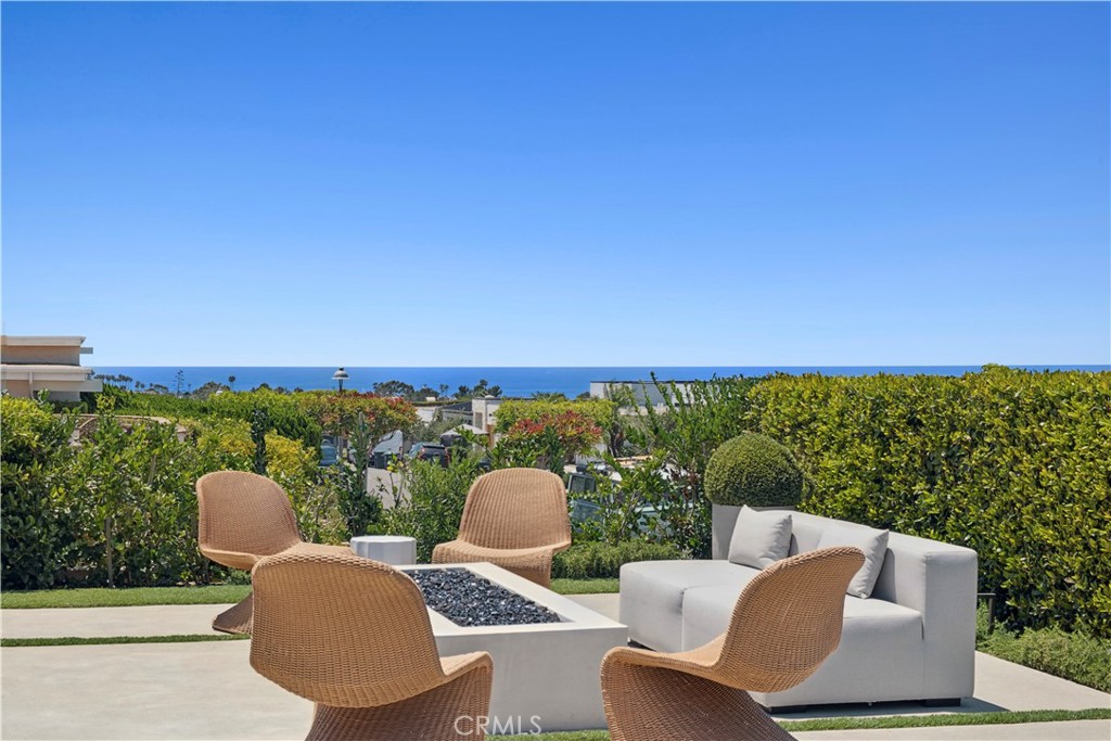 1120 White Sails Way