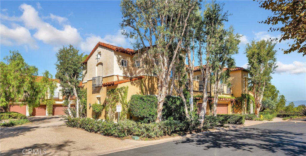 1 Savona Court