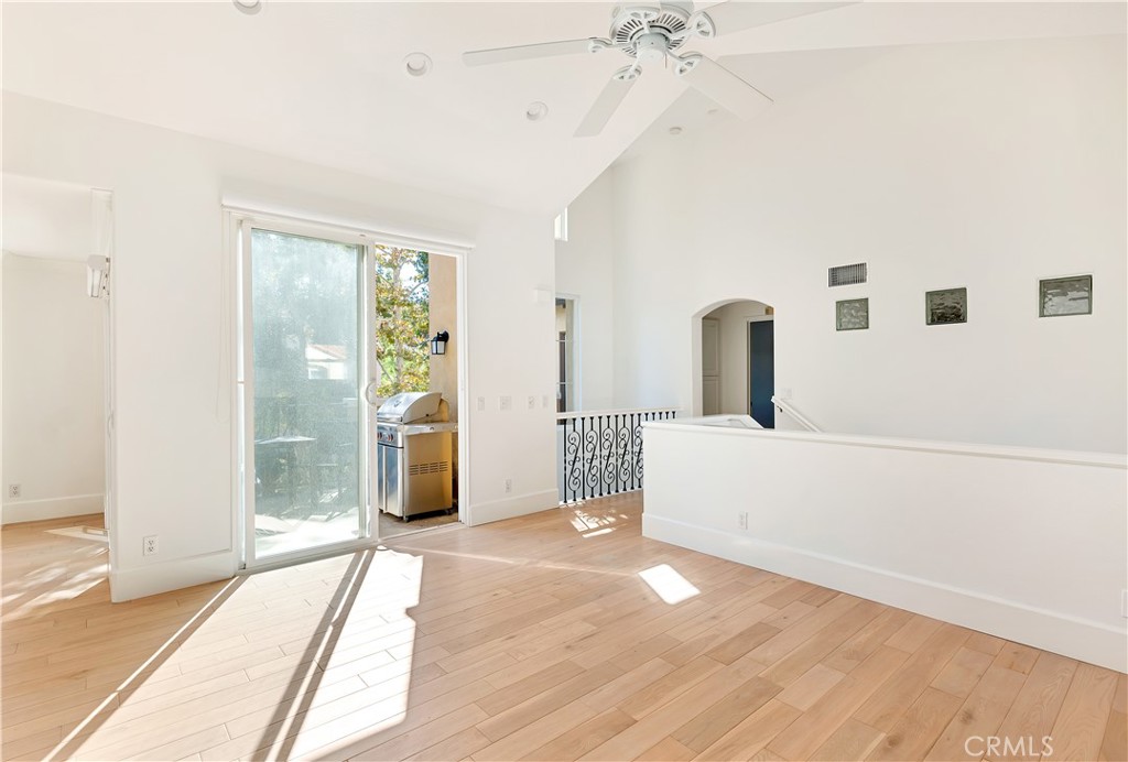 1 Savona Court