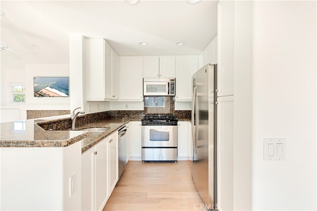 1 Savona Court