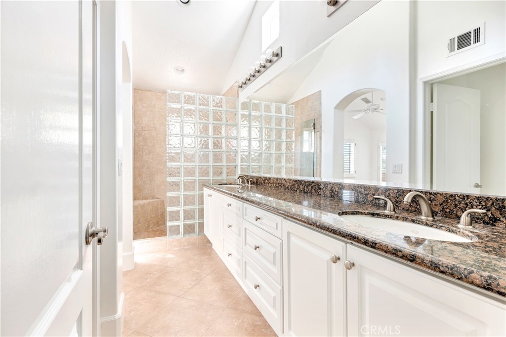 1 Savona Court