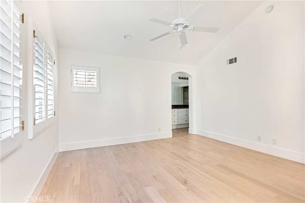 1 Savona Court