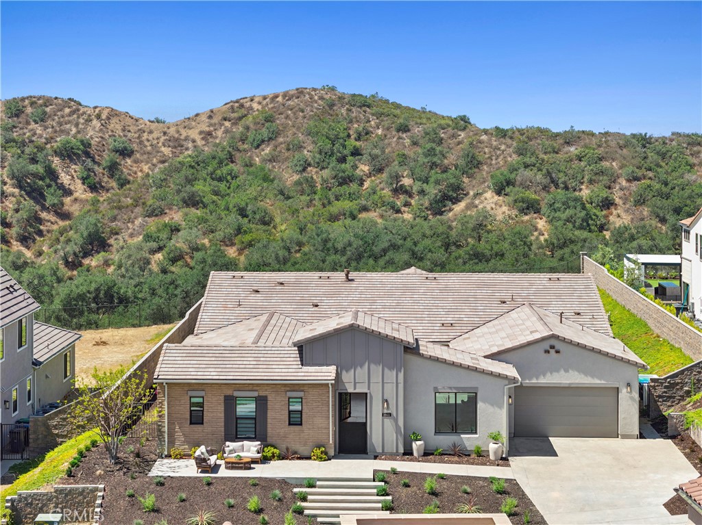 18411 Boulder Bluff