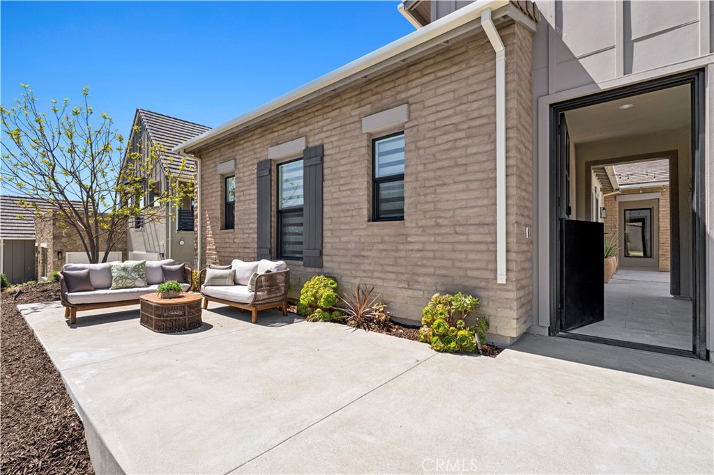 18411 Boulder Bluff