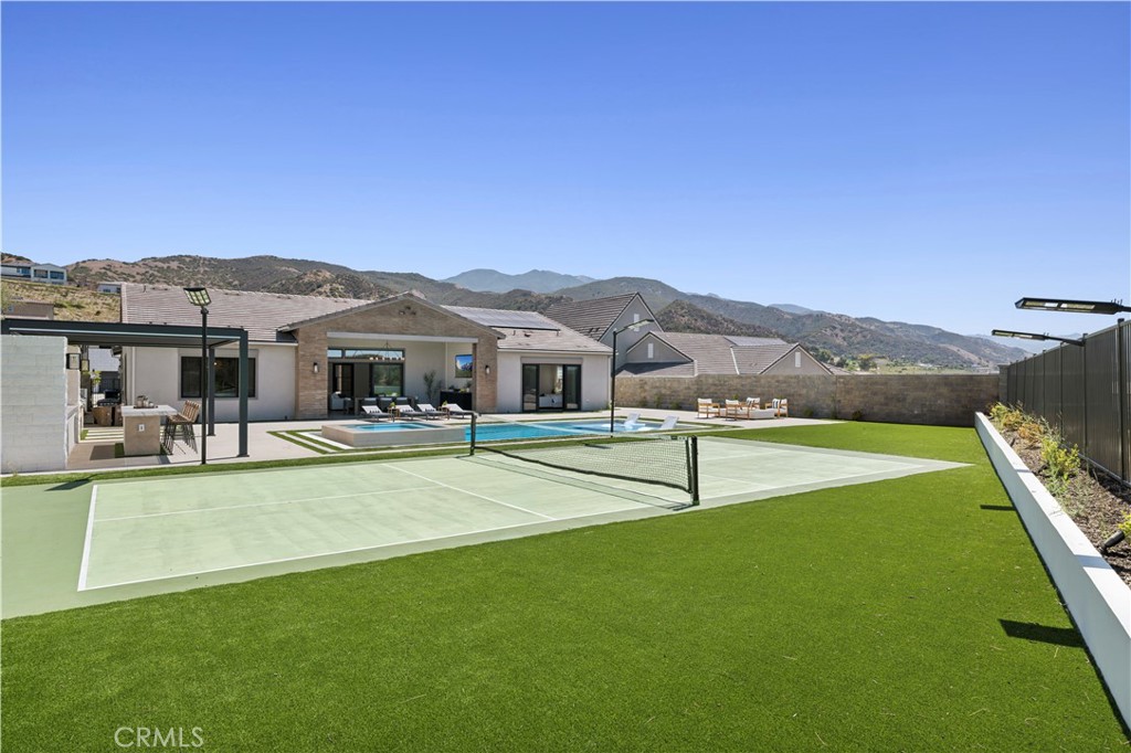 18411 Boulder Bluff