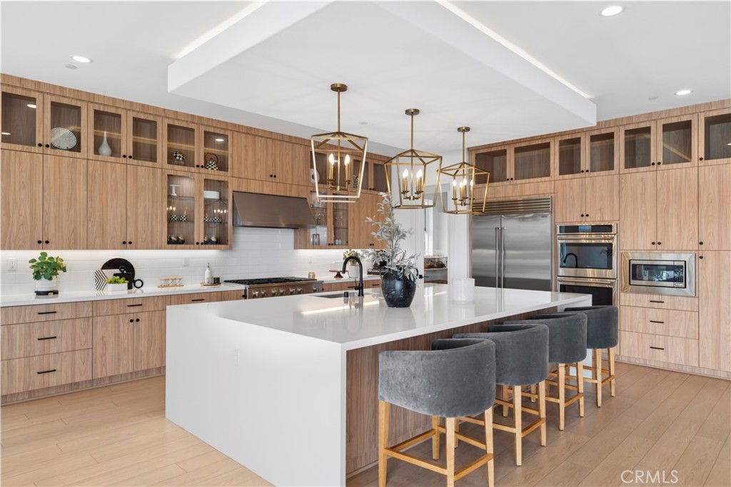 18411 Boulder Bluff
