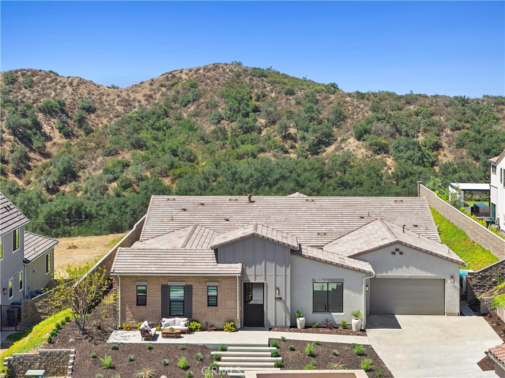 18411 Boulder Bluff