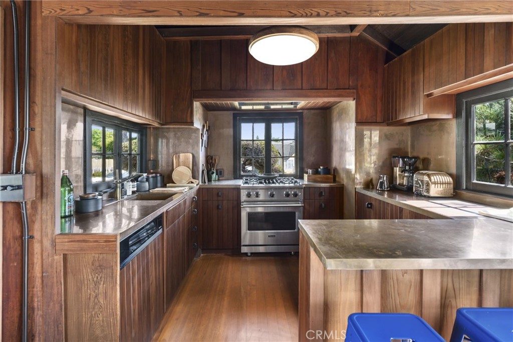 310 Hawthorne Road