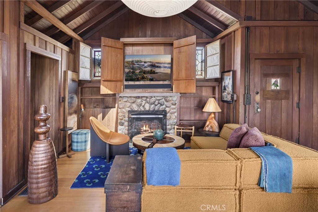 310 Hawthorne Road